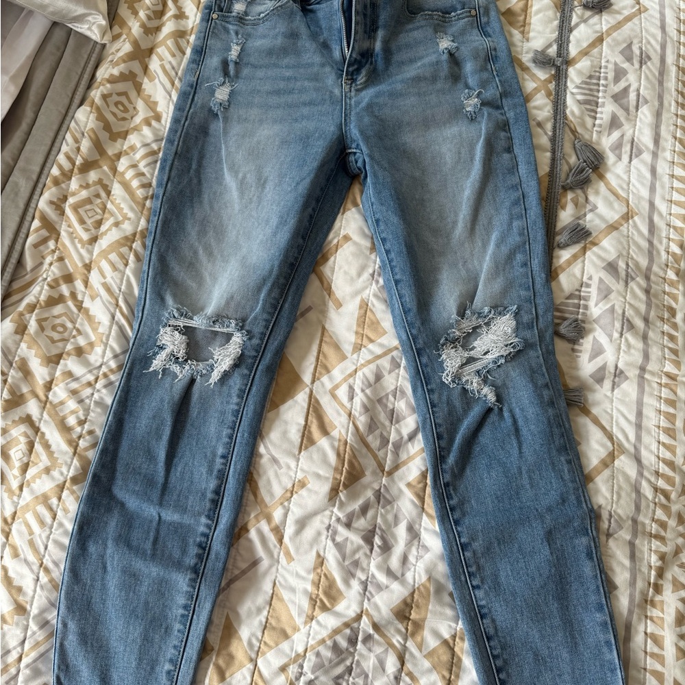 Blue Skinny Jeans with Whiskering and Fading